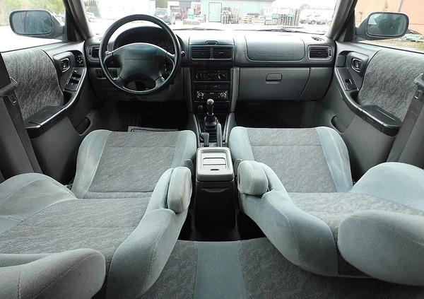 Subaru Forester cena 14900 przebieg: 310000, rok produkcji 1999 z Izbica Kujawska małe 277
